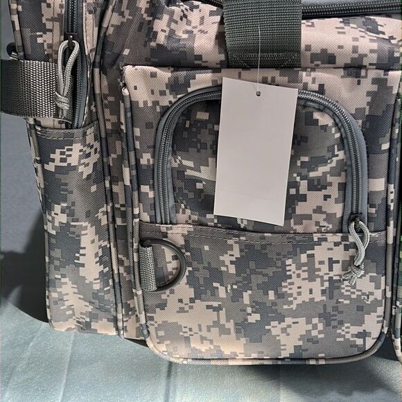 NexPak Camouflage Duffel Bag - Picture 3 of 8